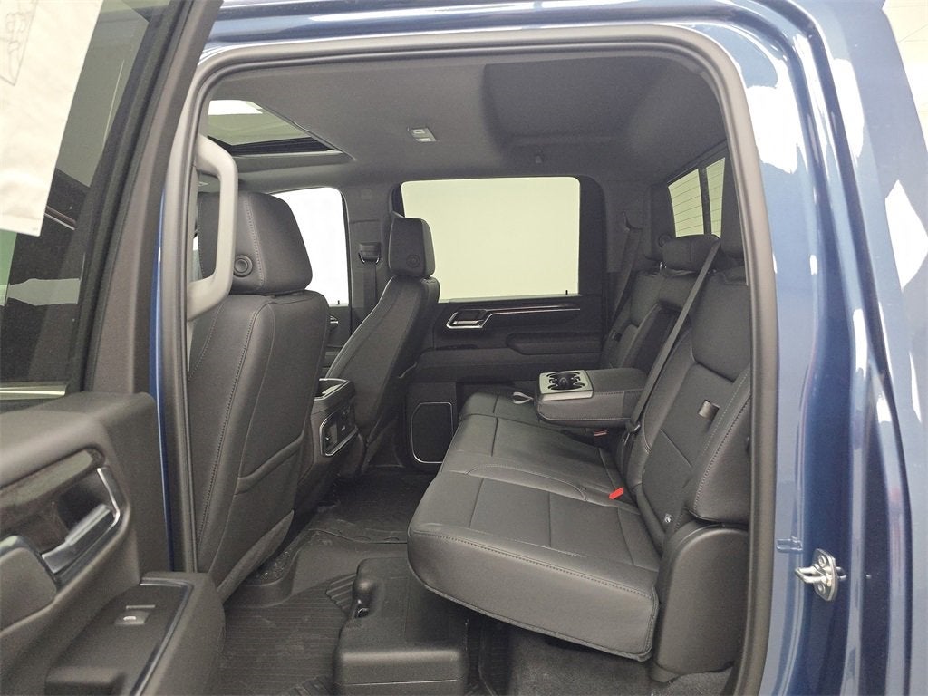 2025 Chevrolet Silverado 3500 HD LTZ