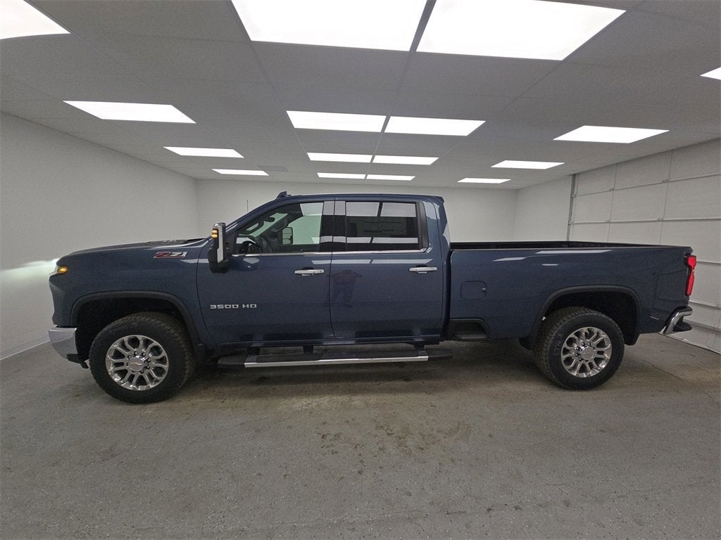 2025 Chevrolet Silverado 3500 HD LTZ