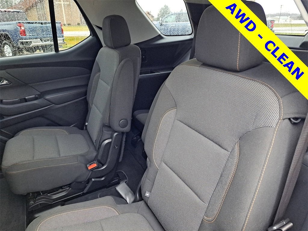 2021 Chevrolet Traverse LT Cloth