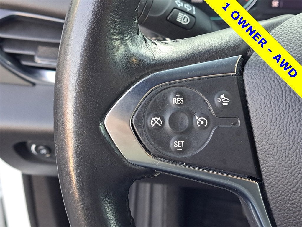 2022 Chevrolet Traverse LT Leather