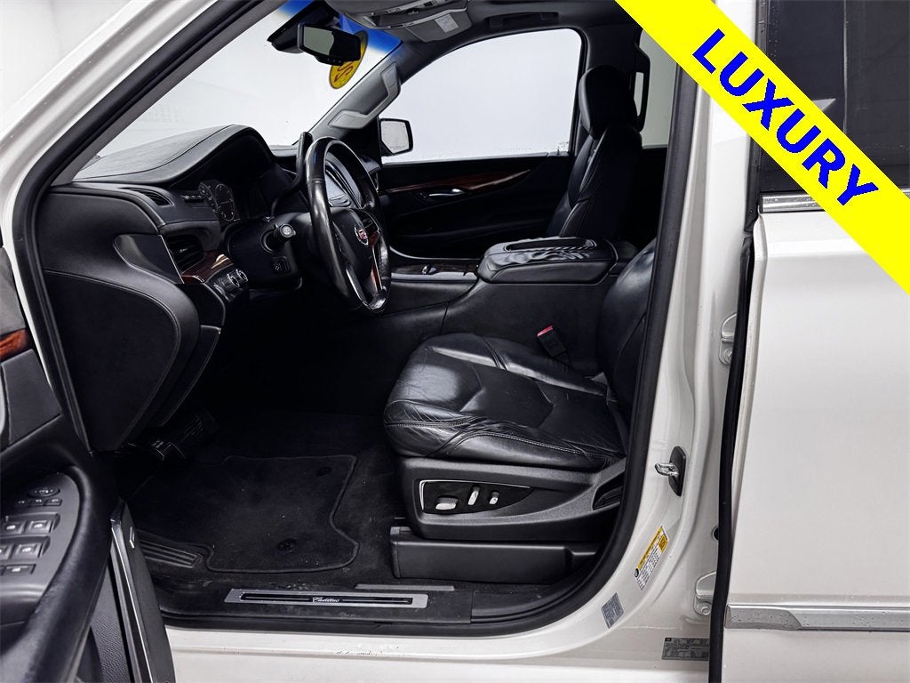 2015 Cadillac Escalade Luxury