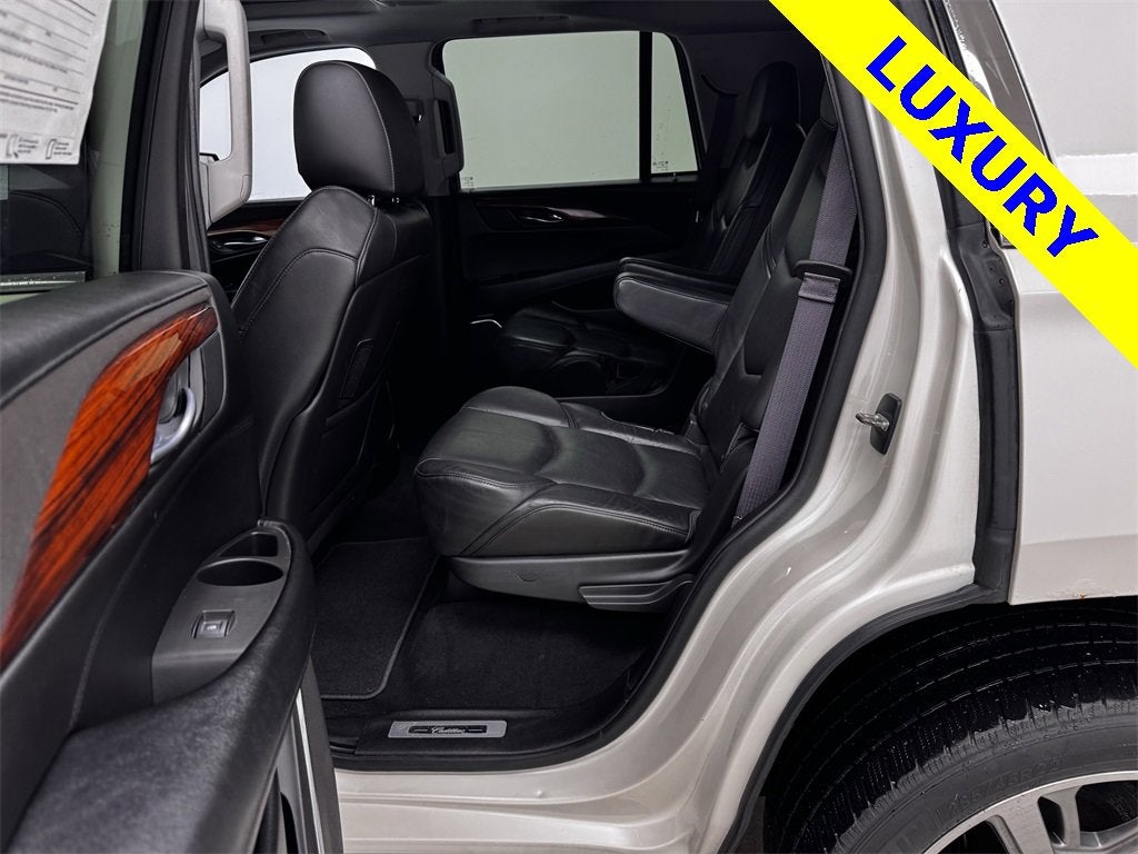 2015 Cadillac Escalade Luxury