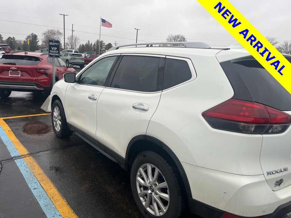 2020 Nissan Rogue SV